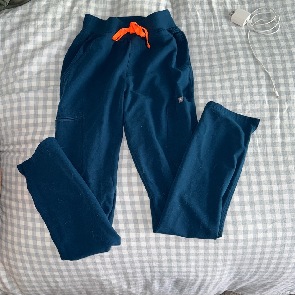 Figs High Wasted Yola Skinny Scrubs Blue Joggers with Bright Orange Accent